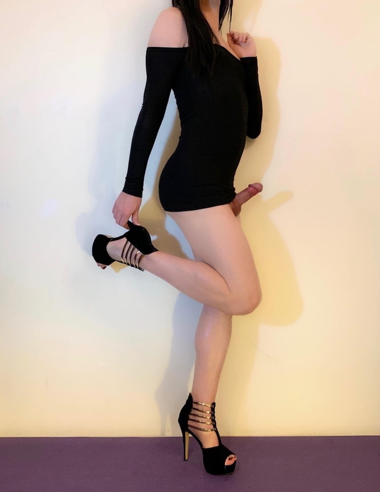 kalindra-chan-short-dress