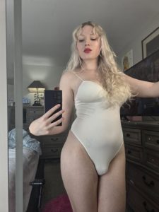 Tgirl Bulge Selfie